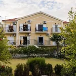 Dallas Apart Otel Svoronata
