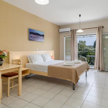 Hotel apartamentowy Dallas Svoronata