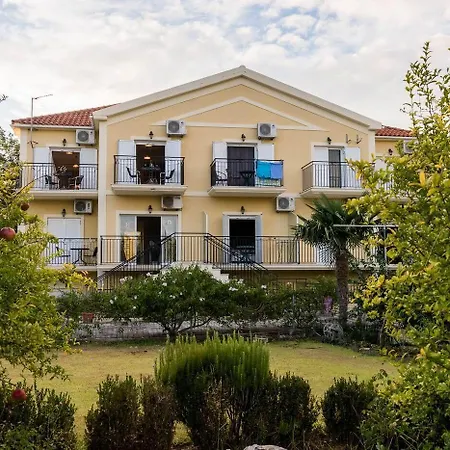 Dallas Aparthotel Svoronata