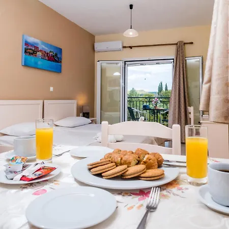 Hotel apartamentowy Dallas Svoronata
