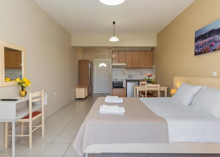 Dallas Aparthotel Svoronata