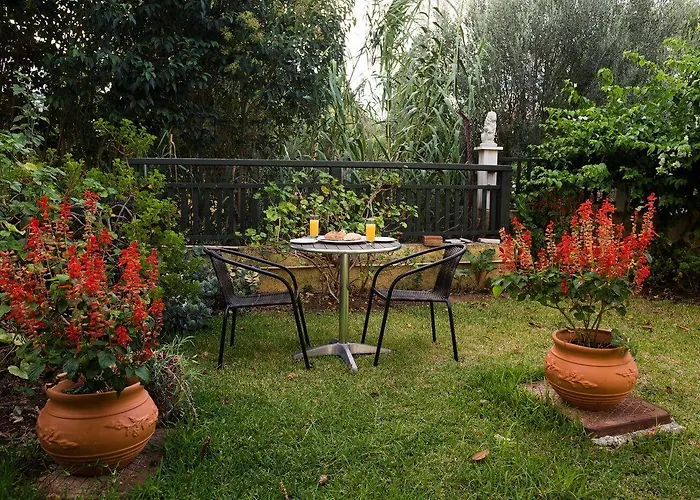 Dallas Aparthotel Svoronata