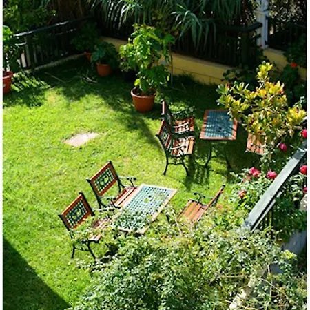 Dallas Apartahotel 2*